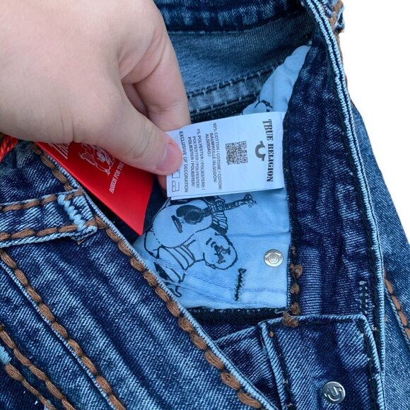 BNWT Vintage Embroidered True Religion Jeans Size 30 Relaxed Straight - Picture 9 of 9